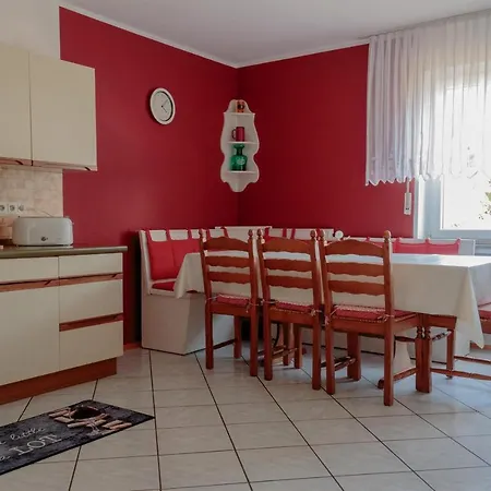 Weinstube Johann Benzschawel Apartman *