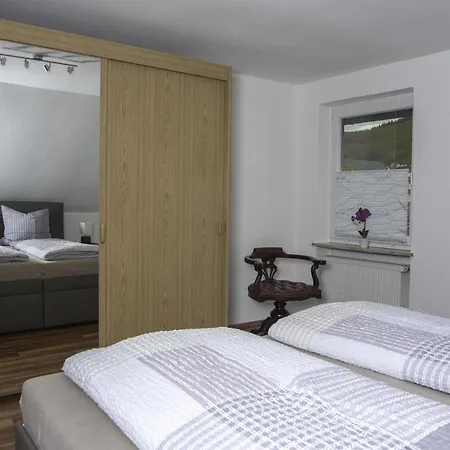 Weinstube Johann Benzschawel Apartman *