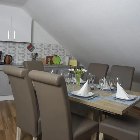 Weinstube Johann Benzschawel Apartment *